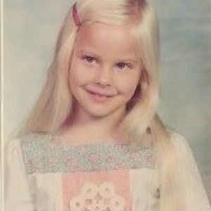 Meet your Posher, Angie